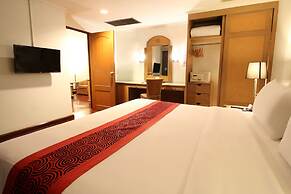 Grand Tower Inn Rama VI Hotel