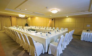 Jomtien Palm Beach Hotel And Resort