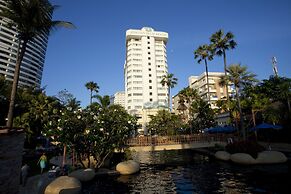 Jomtien Palm Beach Hotel And Resort