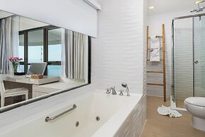 Jomtien Palm Beach Hotel And Resort
