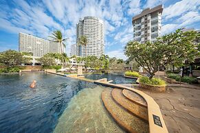 Jomtien Palm Beach Hotel And Resort