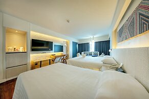 Jomtien Palm Beach Hotel And Resort