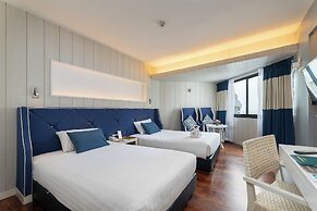 Jomtien Palm Beach Hotel And Resort