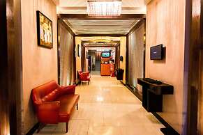 Bally Suite Silom