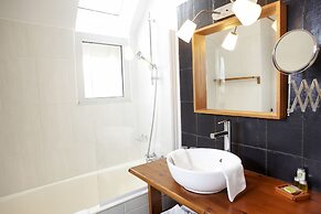 Carnac Lodge Hotel & Spa