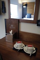 Acorn Hotel
