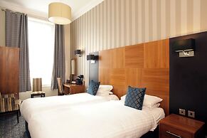 Acorn Hotel