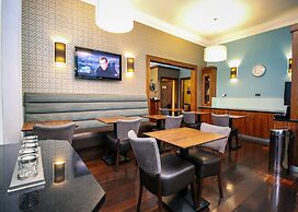 Acorn Hotel