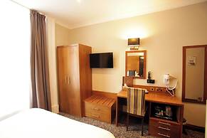 Acorn Hotel