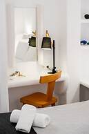 Amaze Suites