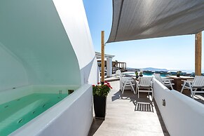 Amaze Suites