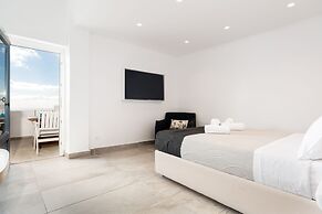 Amaze Suites
