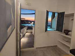 Amaze Suites