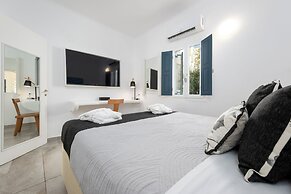Amaze Suites