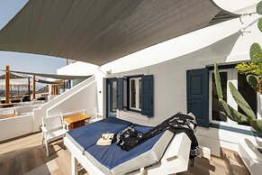 Amaze Suites