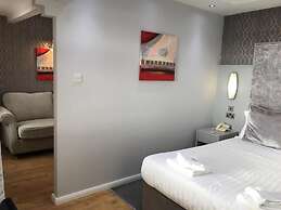 Tiffanys Hotel