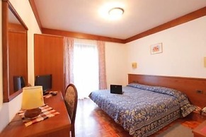 Hotel Carlone