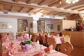 Hotel Carlone
