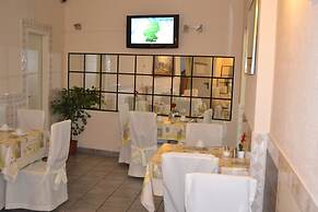 Angel Hotel