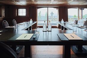 LeCrans Hotel & Spa
