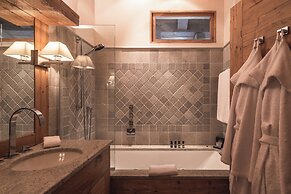 LeCrans Hotel & Spa
