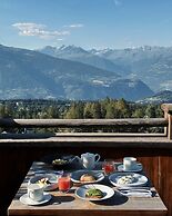 LeCrans Hotel & Spa