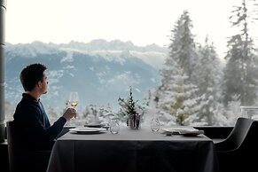 LeCrans Hotel & Spa