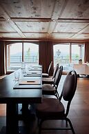 LeCrans Hotel & Spa
