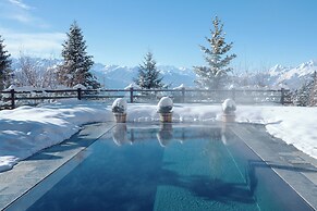LeCrans Hotel & Spa