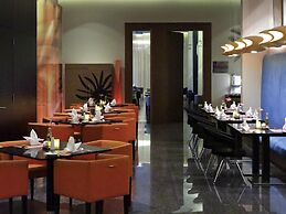 Novotel Suites Mall Avenue Dubai