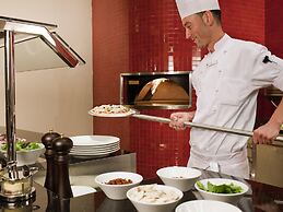 Novotel Suites Mall Avenue Dubai