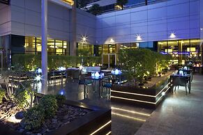 Novotel Suites Mall Avenue Dubai