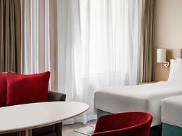 Novotel Suites Mall Avenue Dubai