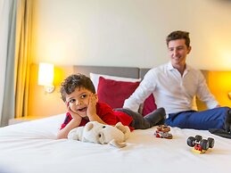 Novotel Suites Mall Avenue Dubai