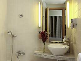 Novotel Suites Mall Avenue Dubai