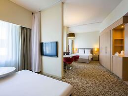 Novotel Suites Mall Avenue Dubai