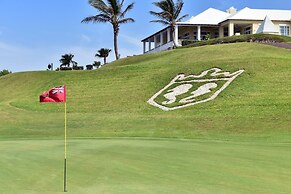 Rosewood Bermuda