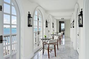 Rosewood Bermuda