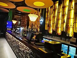 Ramee Palace Hotel