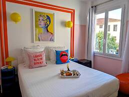 Hotel Mademoiselle
