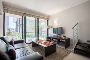 Adderley Terraces J10 by CTHA