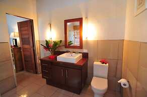 Hideaway Island Resort