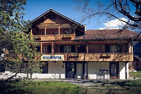 Hotel Alpina