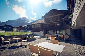 Hotel Alpina