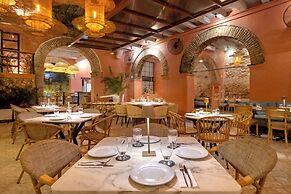 Hotel El Marqués By GEH Suites