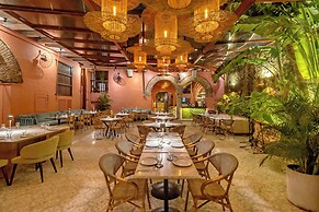 Hotel El Marqués By GEH Suites