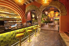 Hotel El Marqués By GEH Suites