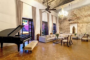 Hotel El Marqués By GEH Suites