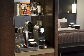 Renaissance Paris Arc de Triomphe Hotel