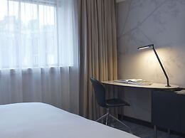 Renaissance Paris Arc de Triomphe Hotel